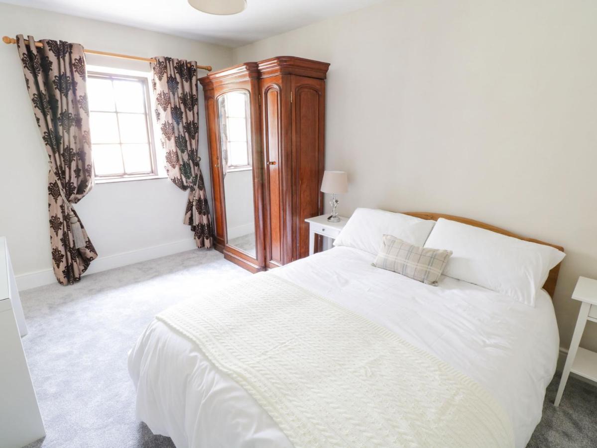 Millvale Cottage Cootehill ภายนอก รูปภาพ